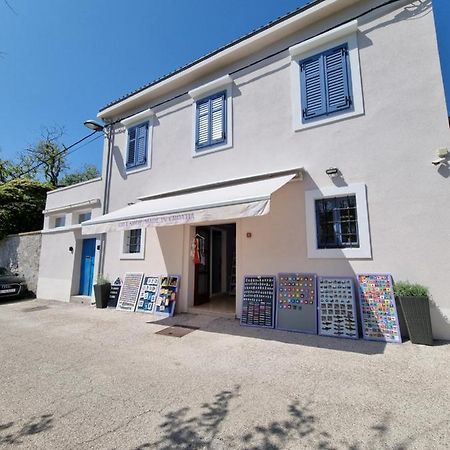 Narcis Central Apartment With Sea & City Views Veli Lošinj Kültér fotó