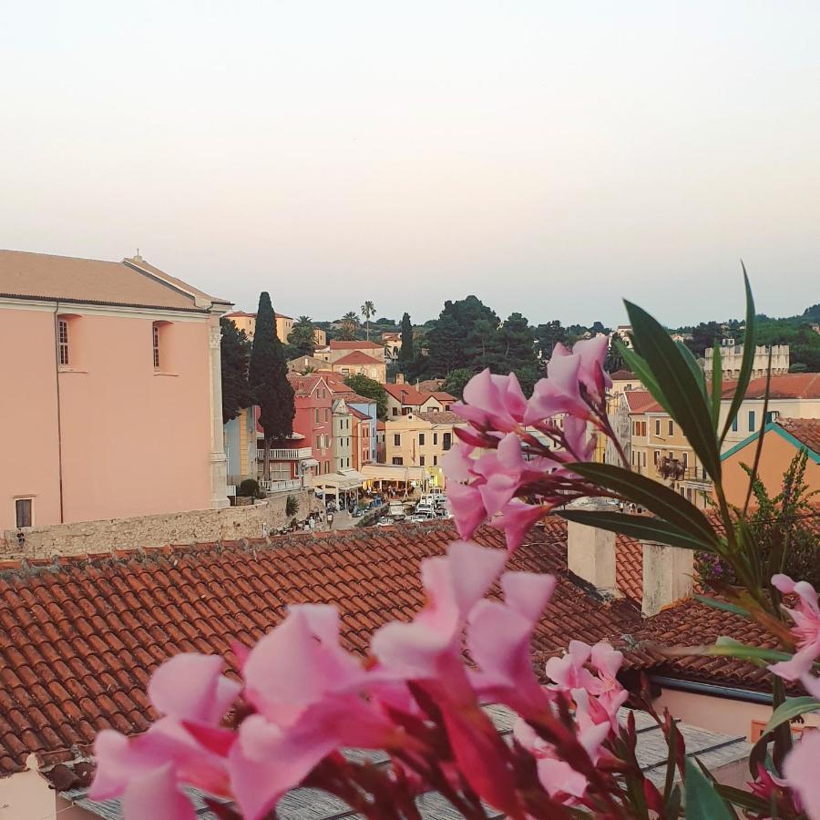 Narcis Central Apartment With Sea & City Views Veli Lošinj Kültér fotó