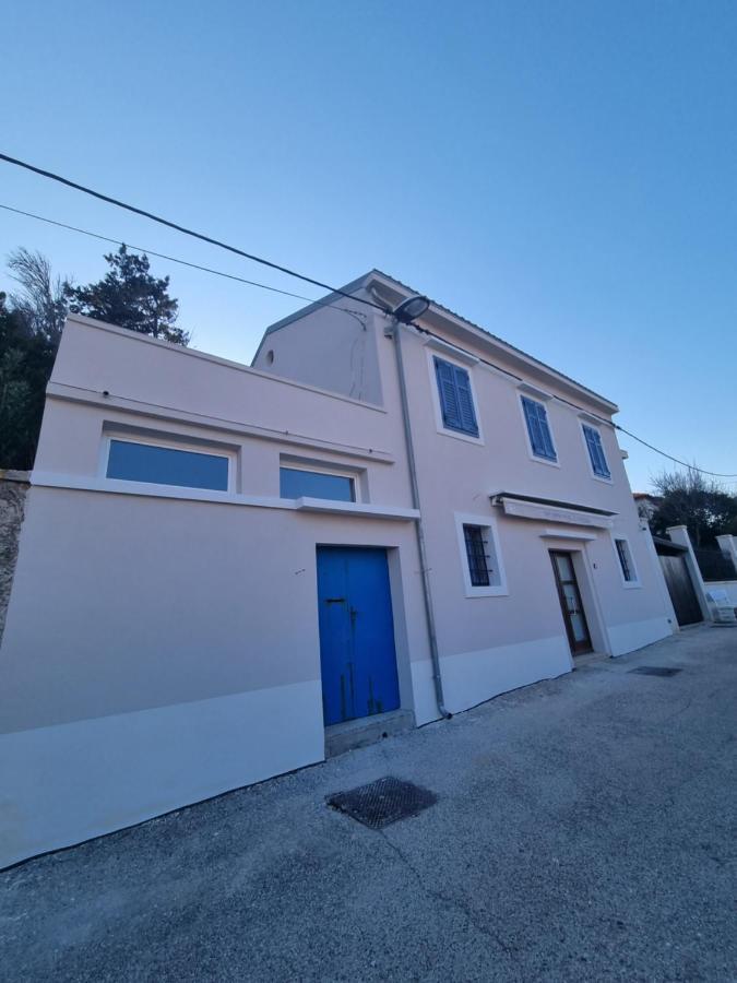Narcis Central Apartment With Sea & City Views Veli Lošinj Kültér fotó