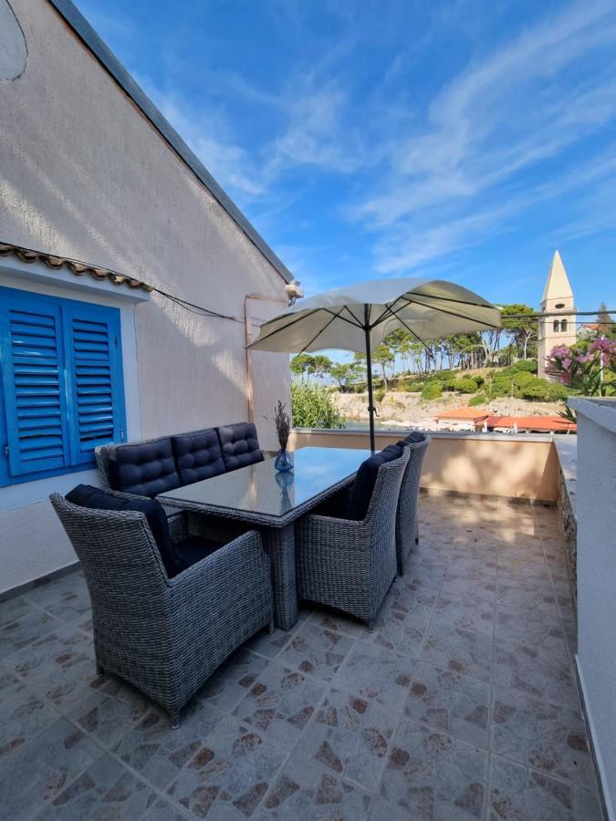 Narcis Central Apartment With Sea & City Views Veli Lošinj Kültér fotó