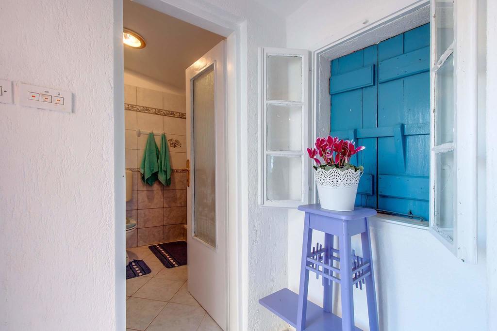 Narcis Central Apartment With Sea & City Views Veli Lošinj Kültér fotó